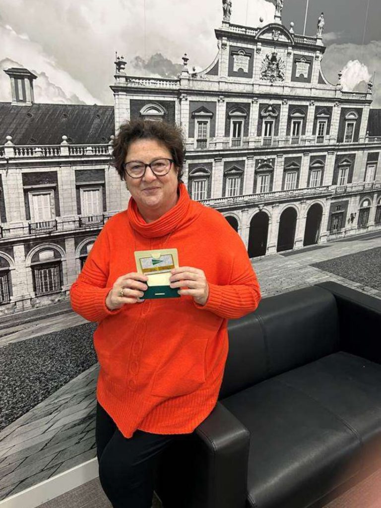 ¡FELICIDADES! NUEVA ENTREGA DE PREMIO